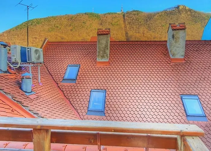 Casa Crown